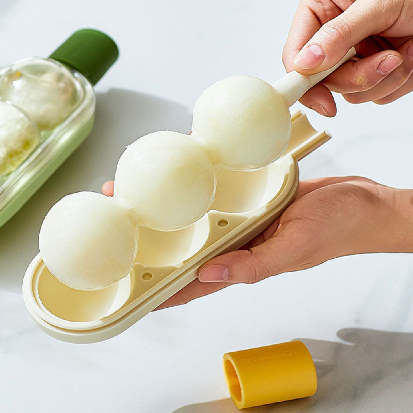 3-in-1 Ice Lollipop Shape Tray And Portable Frozen Treats