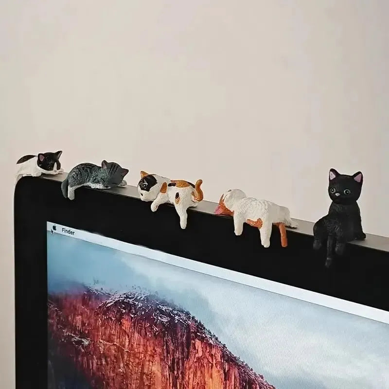 Hand-Painted Mini Cat Figurines – Set of 5